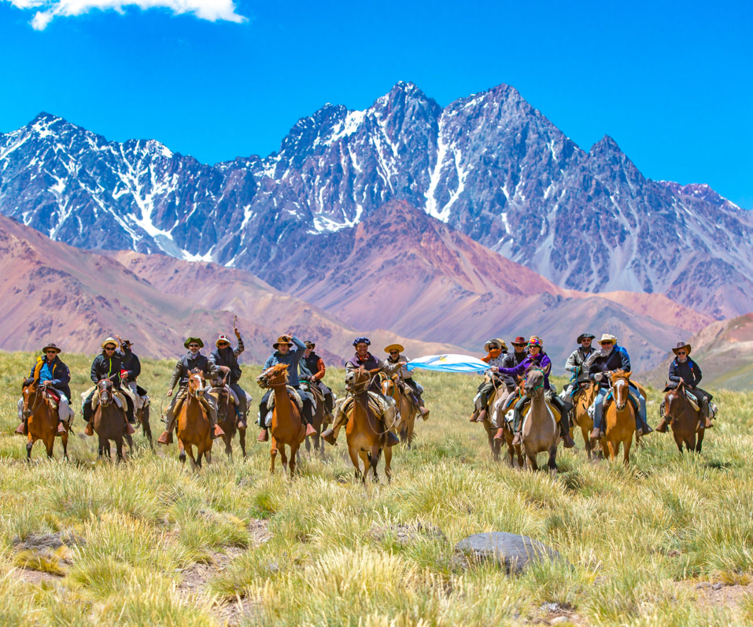 Konno przez Andy. Konna wyprawa z Argentyny do Chile.