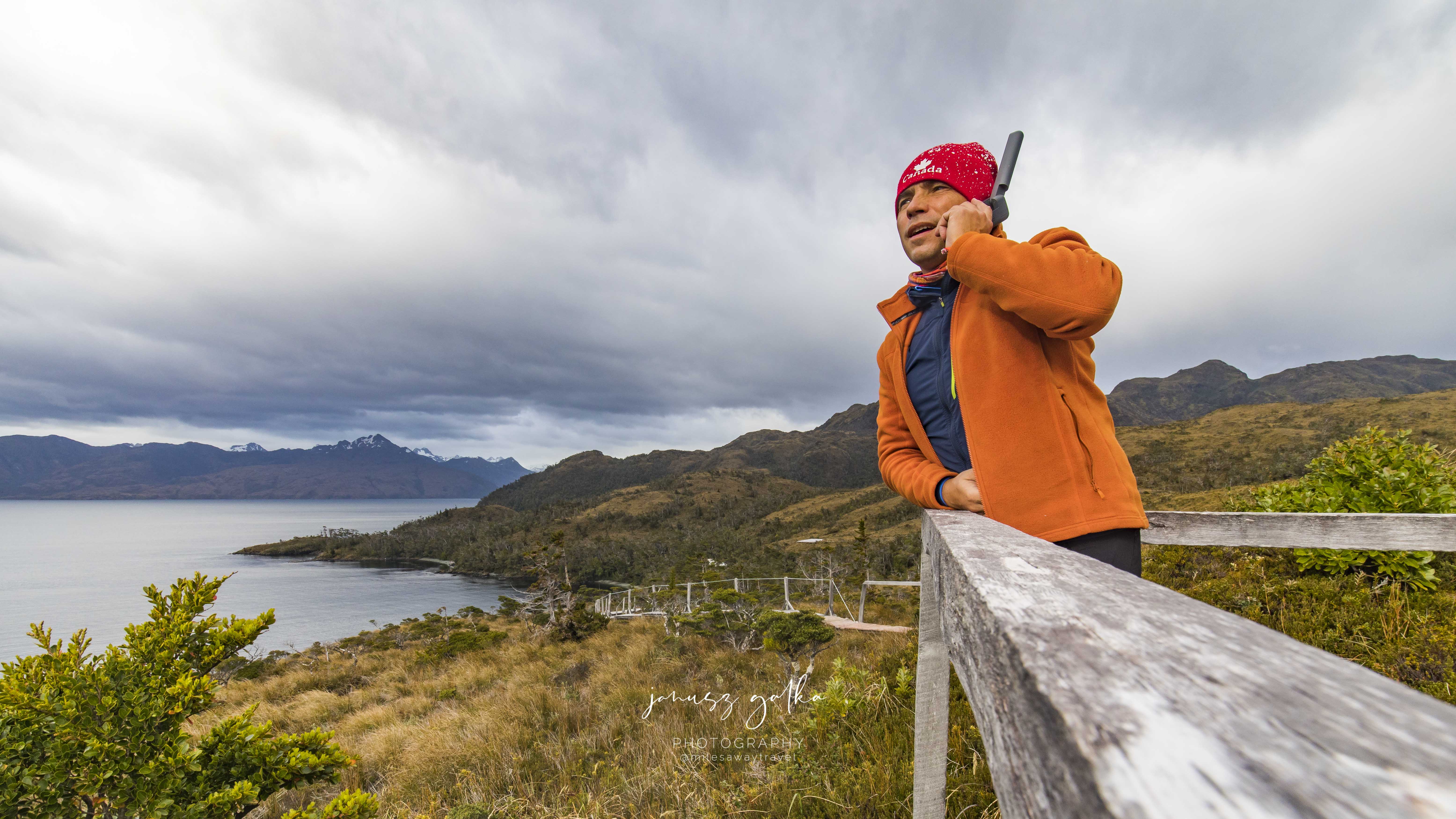 Janusz Gałka w Torres del Paine, Wyspa Karola III, Chile